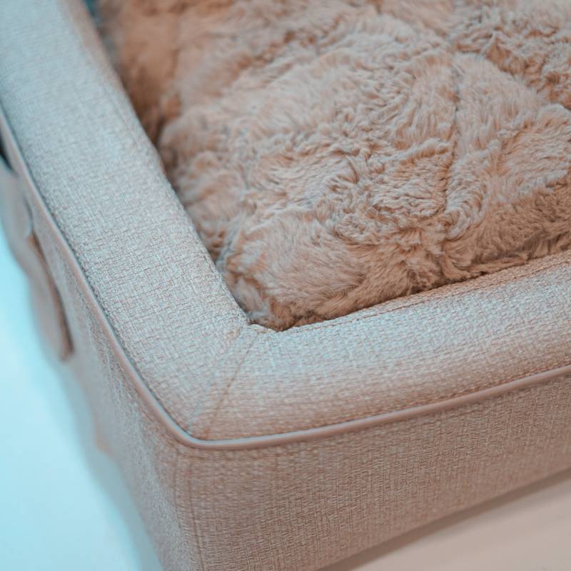 CAMA CUADRADA BEIGE - Imagen 2