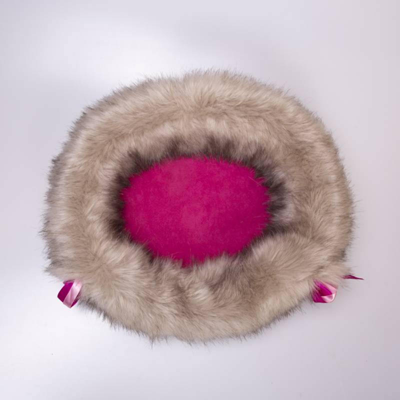 CAMA DE PELO ROSA - Imagen 3