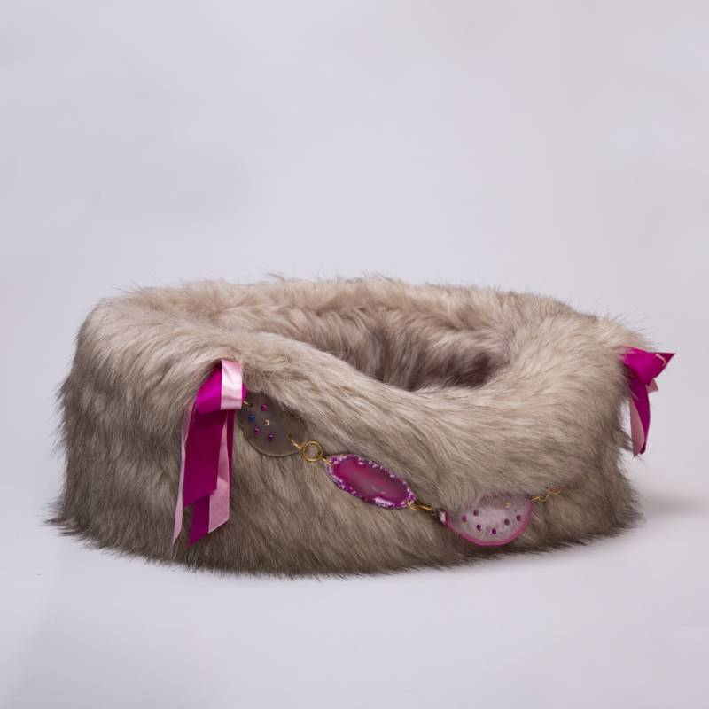 CAMA DE PELO ROSA - Imagen 5